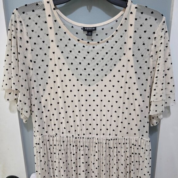 Torrid Cream Mesh Midi Dress with Black Hearts – Size 2 (18/20) - Picture 2 of 12